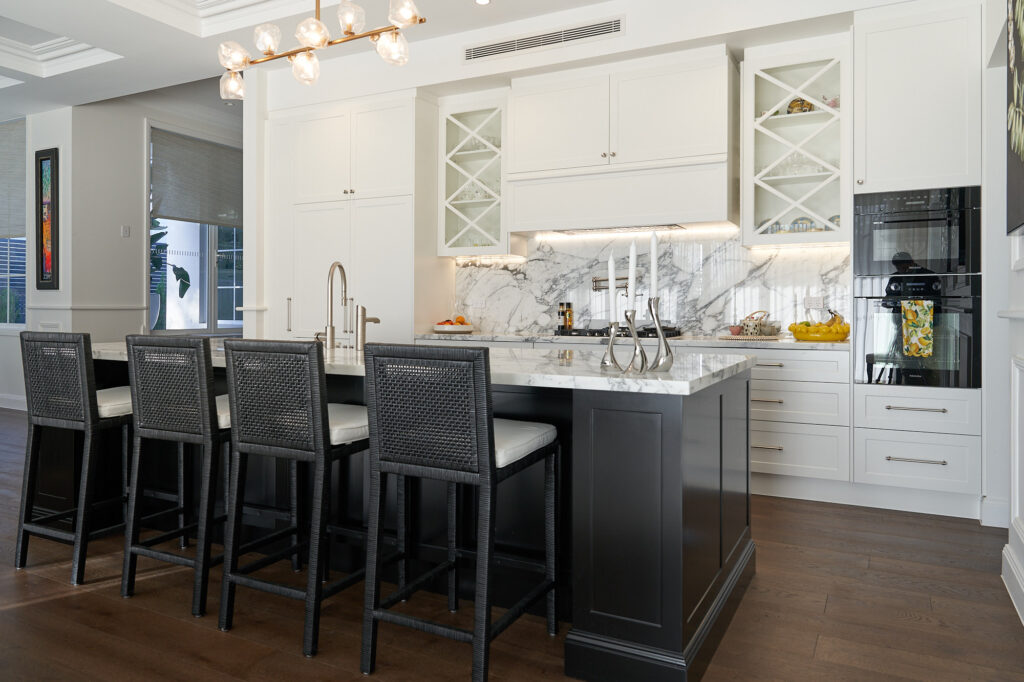 Black and white shaker custom kitchen by Renolux Sydney