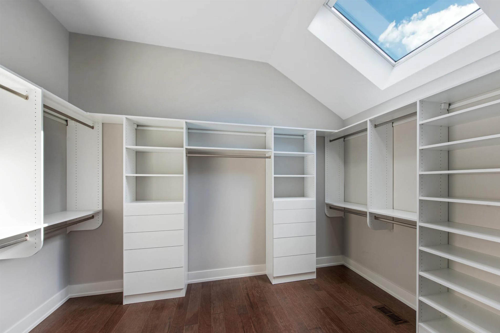 Plain white custom wardrobe joinery by Renolux