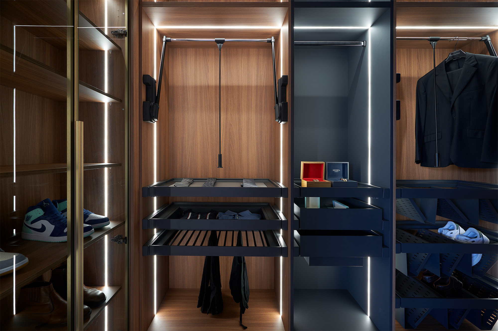 Premium custom wardrobe with lighting and accessories by Renolux Sydney
