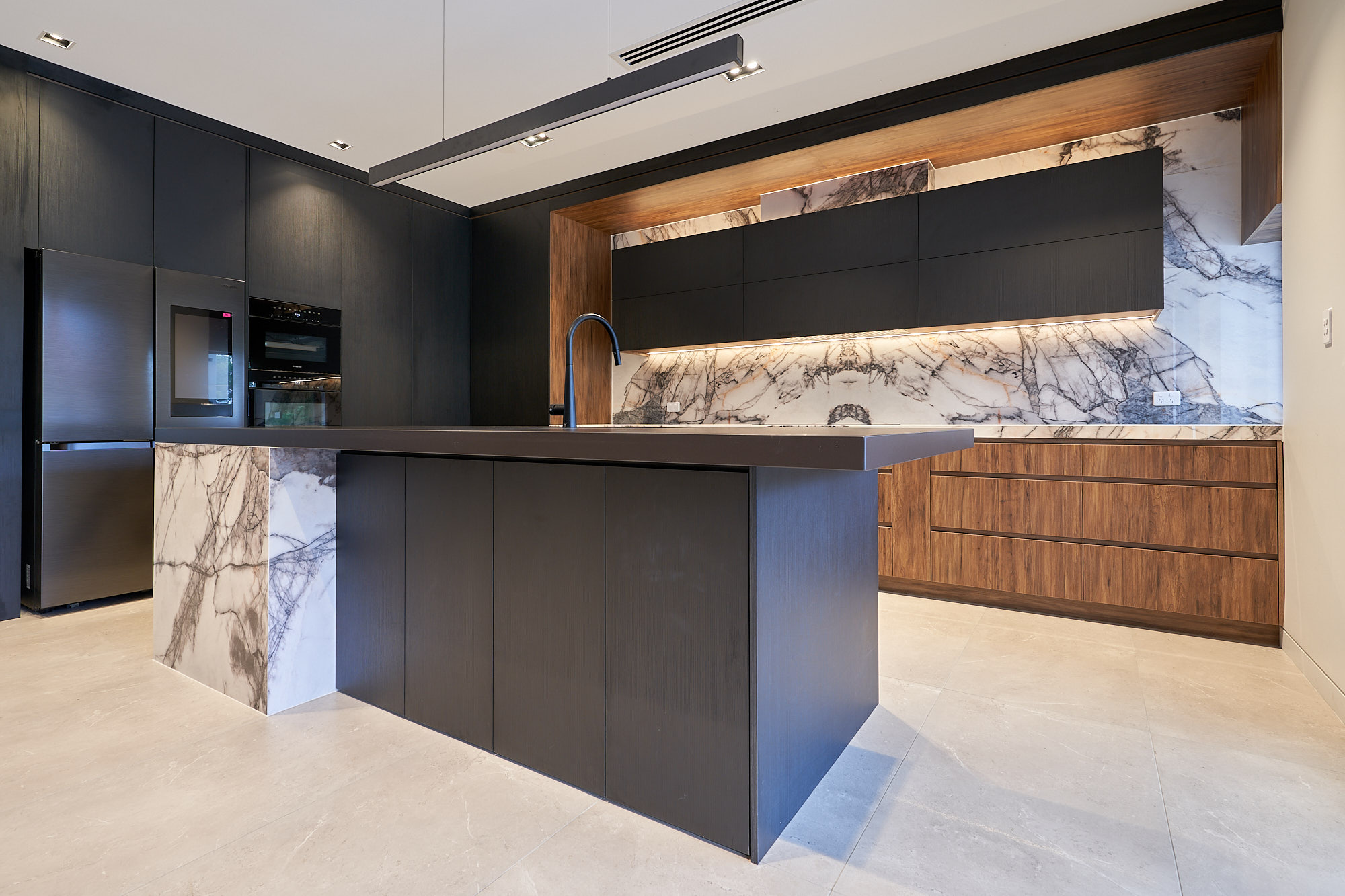 Sculpted Modern – Walnut Meets Stone